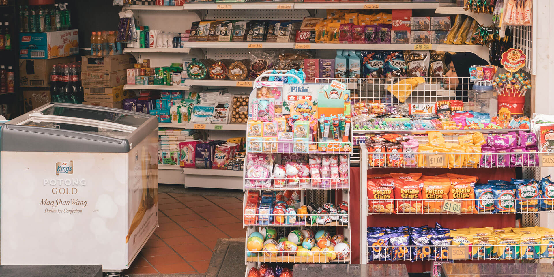 How can independent retailers compete with big brands? How can independent retailers compete with big brands?